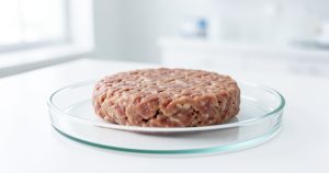 Viande cultivée : danger ou révolution pour nos assiettes ?